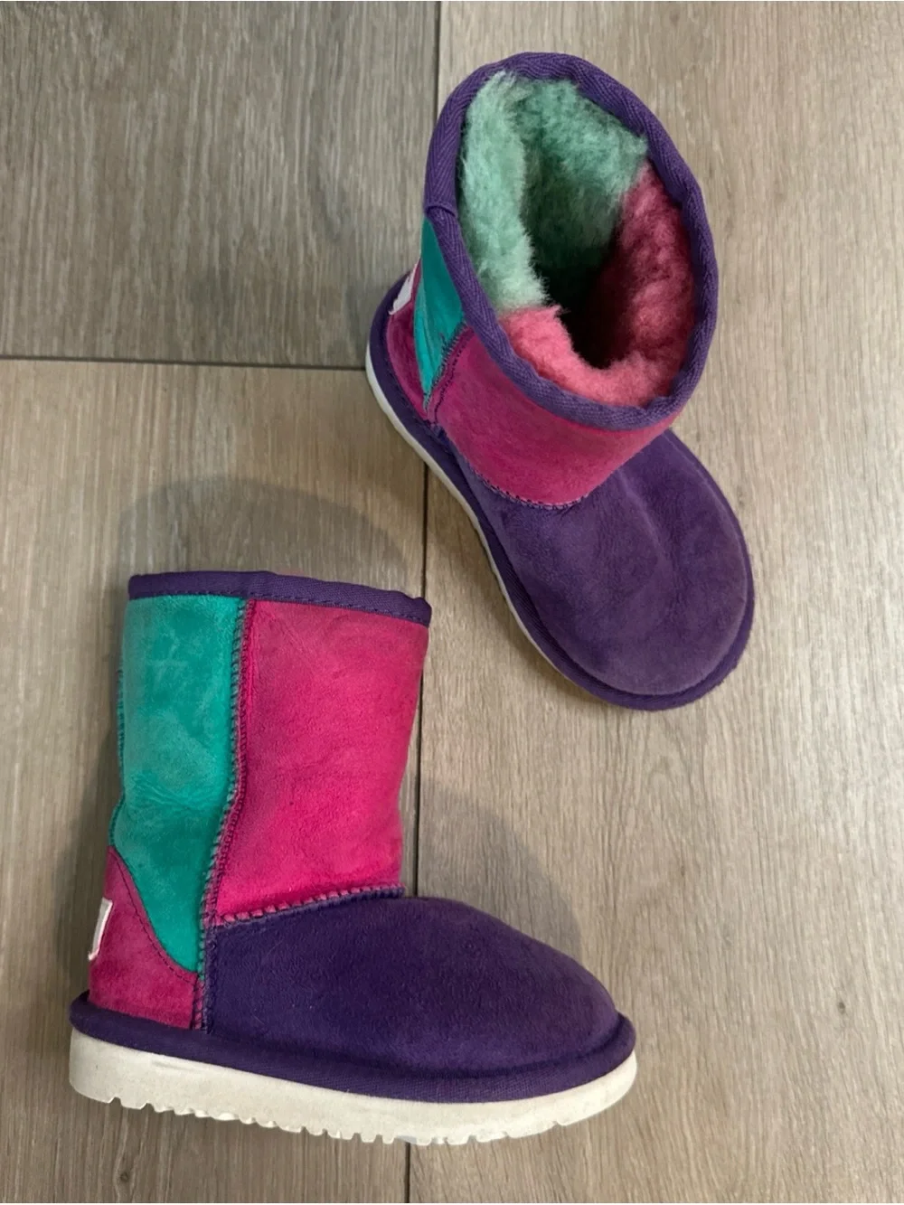 Uggs Girl’s Size 8 (toddler) 3151T Classic Patchwork Color Block Suede Boots